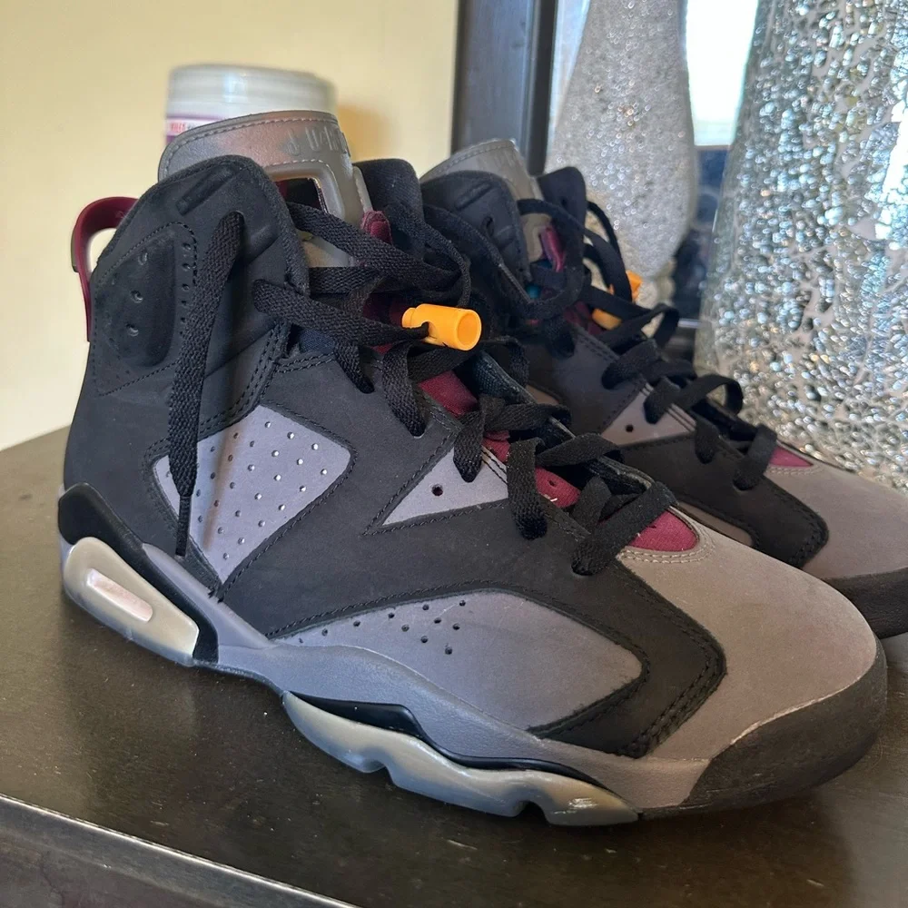 Men’s Air Jordan 6 Retro GS 'Bordeaux'
Size 9. Classic Release . Good condition - Picture 6 of 13